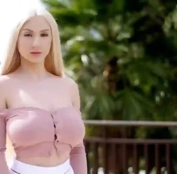 Skylar Vox Fat